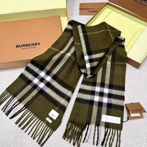 Burberry Women's Scarf